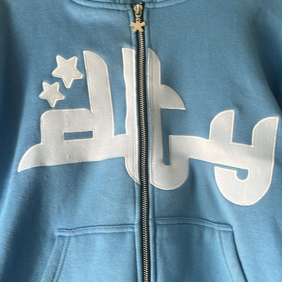 DIVIDE THE YOUTH BLUE HOODIE - Picture 2 of 10
